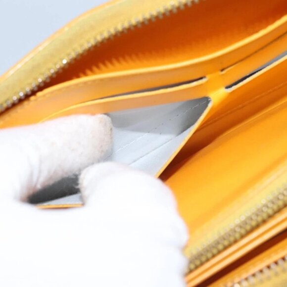 LOUIS VUITTON Monogram Vernis Zippy Wallet Jaune Passion M91733 LV Auth 112909 - Picture 14 of 16